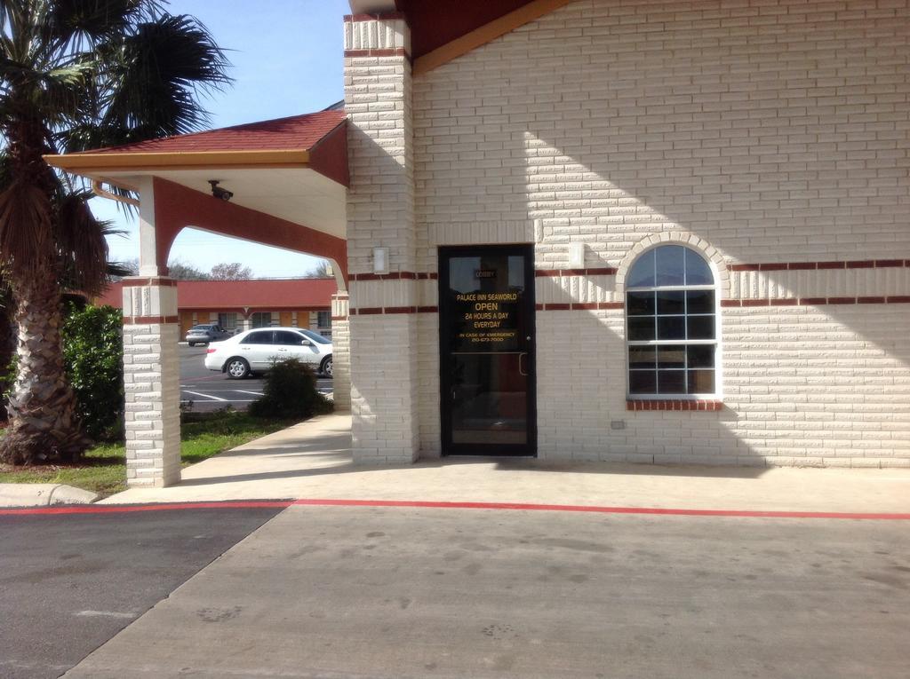 Luxury Inn And Suites Seaworld San Antonio Extérieur photo