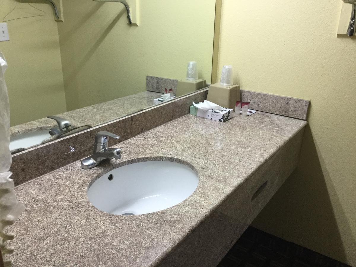 Luxury Inn And Suites Seaworld San Antonio Extérieur photo